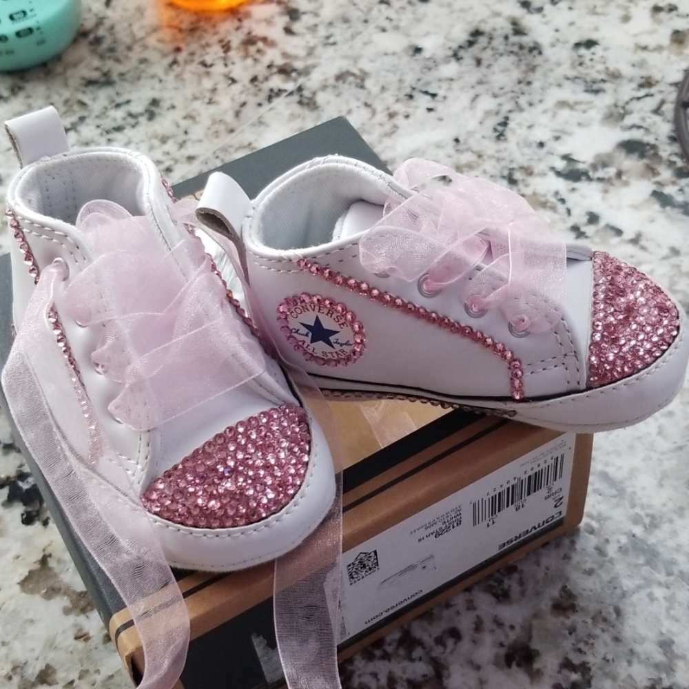 Beautiful baby converse crib shoes